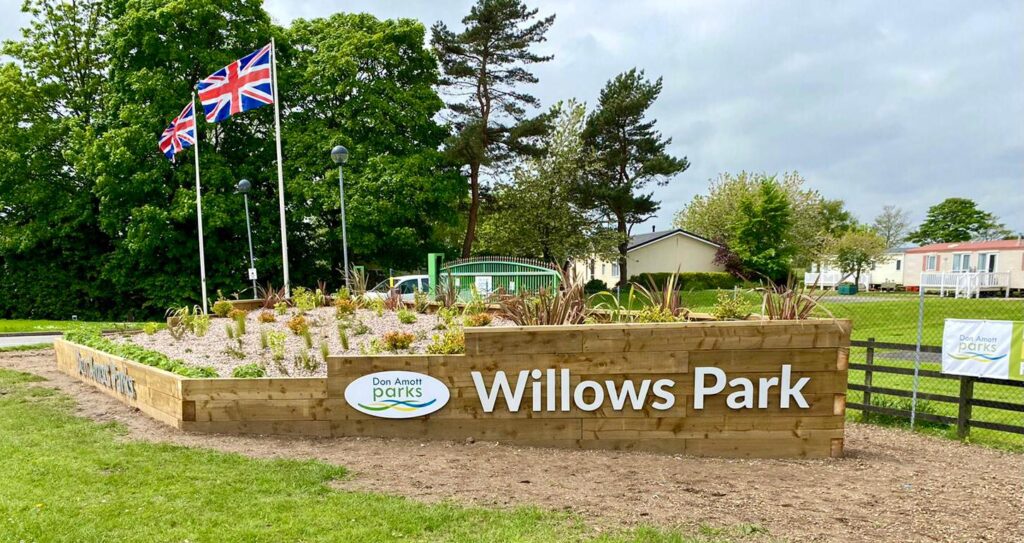 Willows Entrance