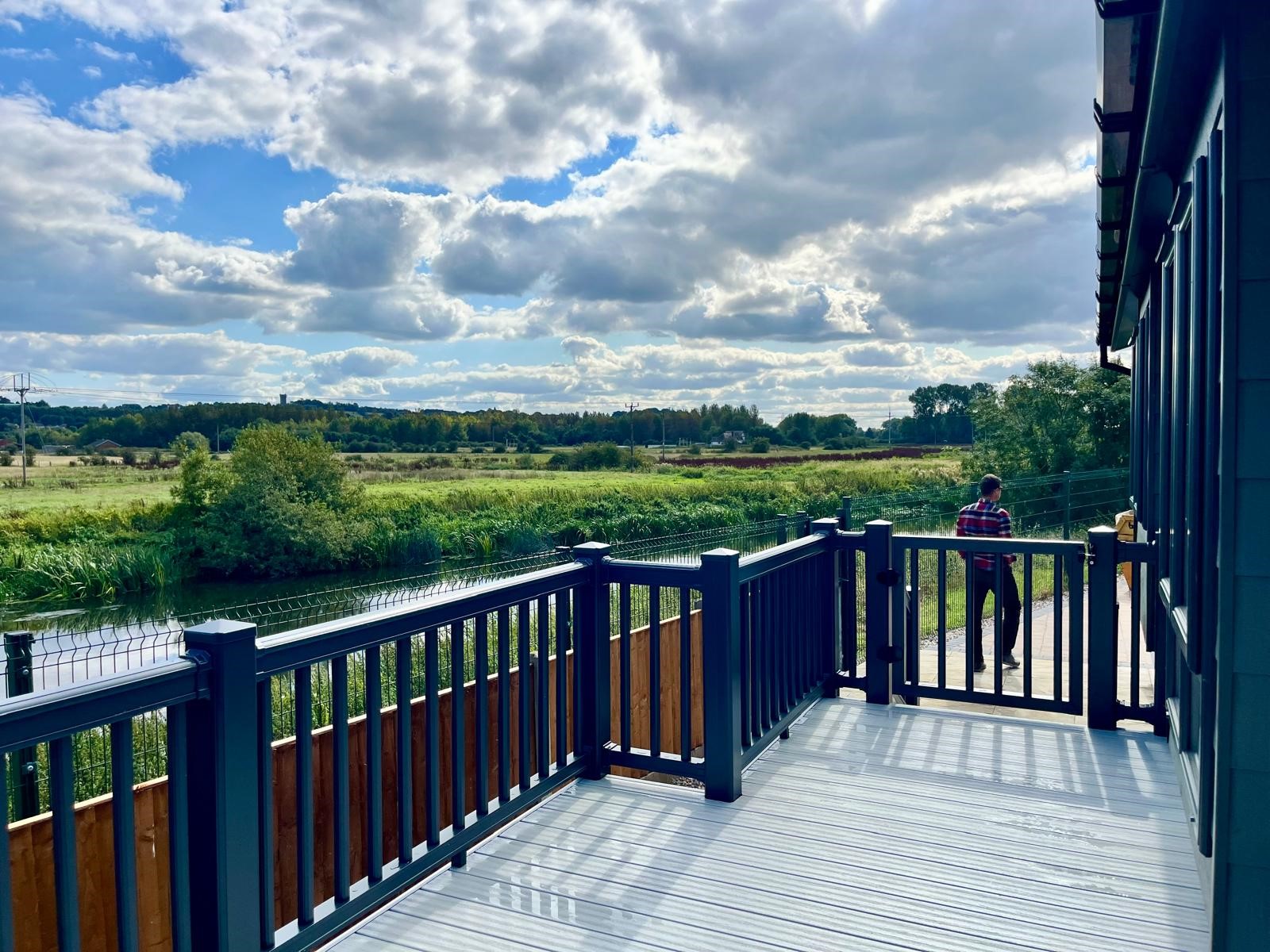 2024/09/river.jpg